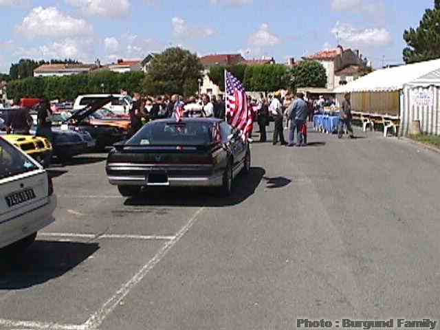 L'entrée du parking à Surgère