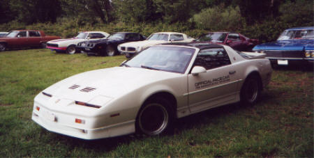 Roger est venu avec ce Pace Car